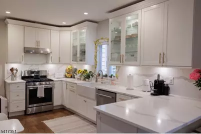 33 Apt1 Claremont Ave #1, Montclair, NJ 07042 - Photo 4