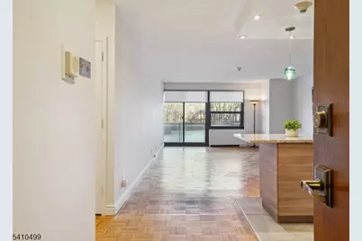 2 Claridge Dr, Verona, NJ 07044 - Photo 6