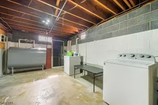 35 Marudy Dr, Clinton, NJ 08809 - Photo 28