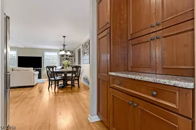 735 Castleman Dr, Westfield, NJ 07090 - Photo 4