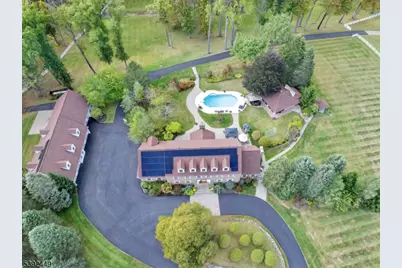 37 Pequest Rd, Green Township, NJ 07821 - Photo 4