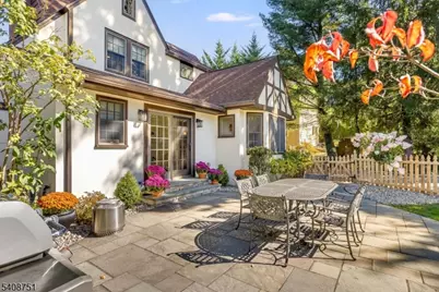 11 Valhalla Way, Verona, NJ 07044 - Photo 34