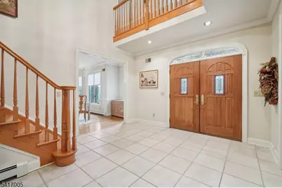 111 Chopin Dr, Wayne, NJ 07470 - Photo 4