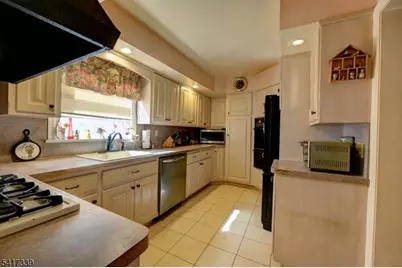 274 Gaston Ave, Garfield, NJ 07026 - Photo 4