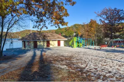 14 Forsgate Dr, Ringwood, NJ 07456 - Photo 24