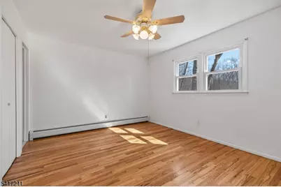 14 Forsgate Dr, Ringwood, NJ 07456 - Photo 12