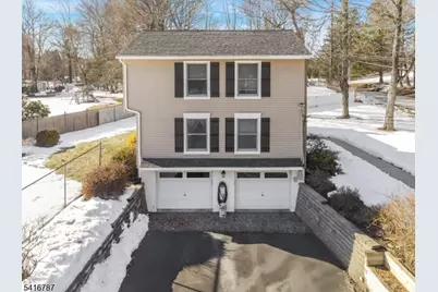 144 Chamberlain Rd, Jefferson Township, NJ 07438 - Photo 4