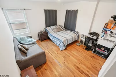 648 Myrtle St, Elizabeth, NJ 07202 - Photo 20