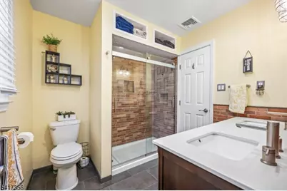 25 Kent Pl, Clark Township, NJ 07066 - Photo 20