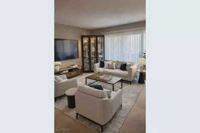 194 Robertson Way, Lincoln Park, NJ 07035 - Photo 2