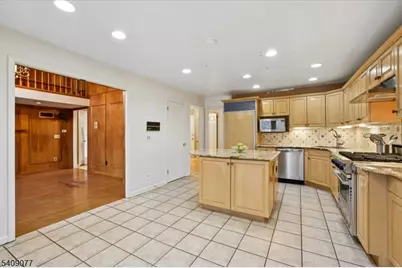 38 Hunters Circle, Tewksbury Township, NJ 08833 - Photo 8