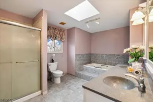 38 Hunters Cir, Tewksbury Township, NJ 08833 - Photo 20