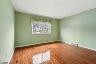 38 Hunters Cir, Tewksbury Township, NJ 08833 - Photo 24
