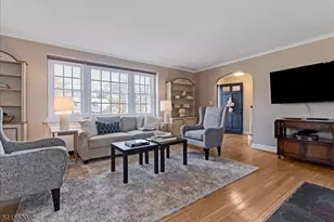 241 Evergreen Ct, Mountainside, NJ 07092 - Photo 6