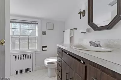 241 Evergreen Ct, Mountainside, NJ 07092 - Photo 18