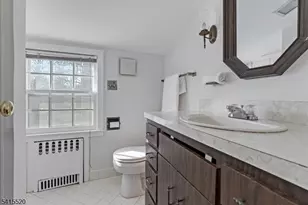 241 Evergreen Ct, Mountainside, NJ 07092 - Photo 18