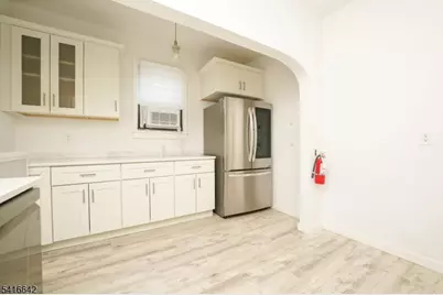 804 Fairview Ln #2, Fort Lee, NJ 07024 - Photo 10