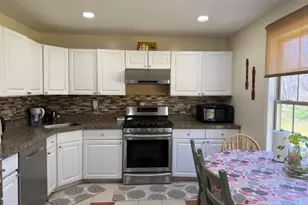 1704 Bergen Ct, Montgomery Township, NJ 08502 - Photo 10