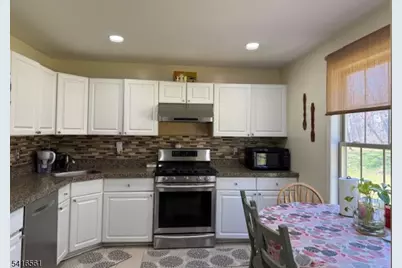 1704 Bergen Ct, Montgomery Township, NJ 08502 - Photo 12