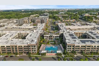 8 Jessica Ln #203, Union Township, NJ 07083 - Photo 12