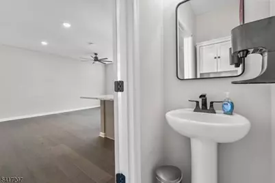 8 Jessica Ln #203, Union Township, NJ 07083 - Photo 22