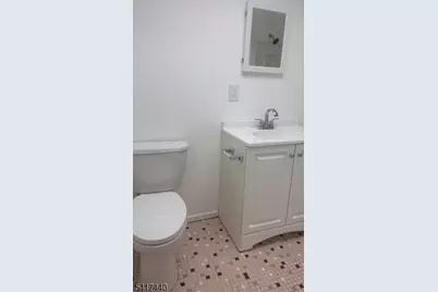 369 Washington Ave #E7, Victory Gardens, NJ 07801 - Photo 2