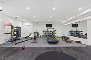 84 Shrewsbury Dr, Livingston, NJ 07039 - Photo 26