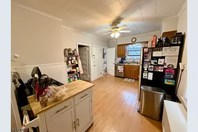 33 Apt2 Claremont Ave, Montclair, NJ 07042 - Photo 10