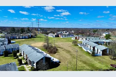 23 Scotto Pl, South Brunswick Township, NJ 08810 - Photo 2