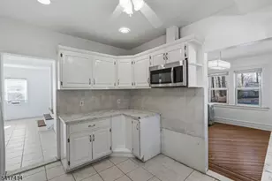 50 Ridgehurst Rd, West Orange Township, NJ 07052 - Photo 14