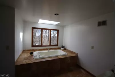 306 Pleasant Valley Rd, Marlboro Township, NJ 07751 - Photo 18