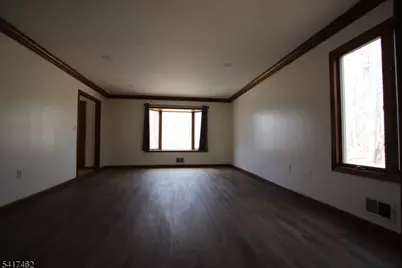 306 Pleasant Valley Rd, Marlboro Township, NJ 07751 - Photo 10