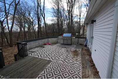 306 Pleasant Valley Rd, Marlboro Township, NJ 07751 - Photo 24