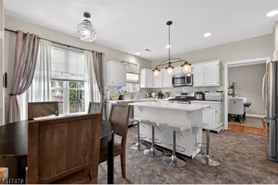 30 Cascades Ter, Branchburg Township, NJ 08876 - Photo 4