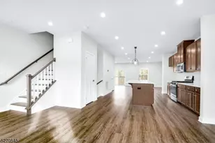 19 Peckwell St, Mount Olive, NJ 07828 - Photo 10