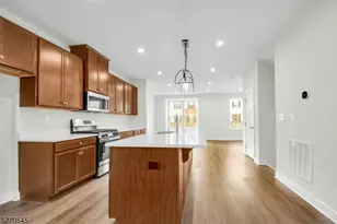 19 Peckwell St, Mount Olive, NJ 07828 - Photo 2