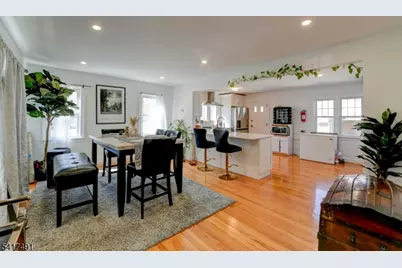 539 Monmouth Ave, Linden, NJ 07036 - Photo 6