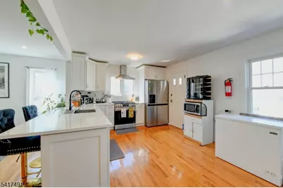 539 Monmouth Ave, Linden, NJ 07036 - Photo 4