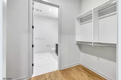 51 Okner Pkwy #2005, Livingston, NJ 07039 - Photo 16