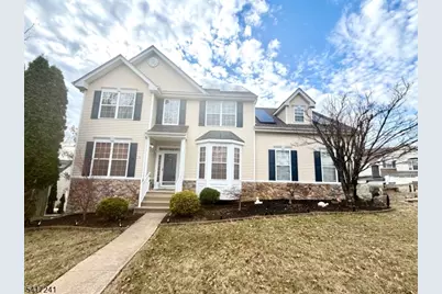 32 Winding Hill Dr, Mount Olive, NJ 07840 - Photo 1