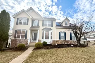 32 Winding Hill Dr, Mount Olive, NJ 07840 - Photo 1