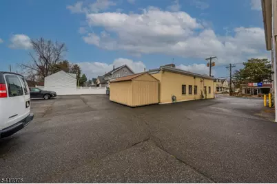 277 W Clay Ave, Roselle Park, NJ 07204 - Photo 16