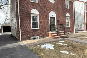 335 Hobson St, Newark, NJ 07112 - Photo 2