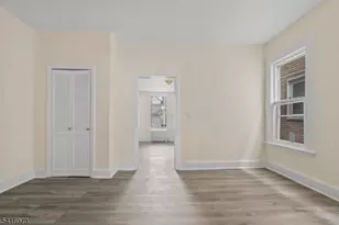 33-35 Delaware St, Elizabeth, NJ 07206 - Photo 24