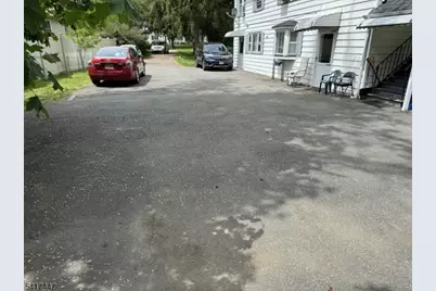 209 Knoll Rd, Parsippany, NJ 07034 - Photo 4