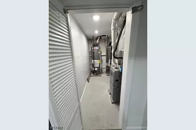 264 Greylock Pkwy, Belleville, NJ 07109 - Photo 18