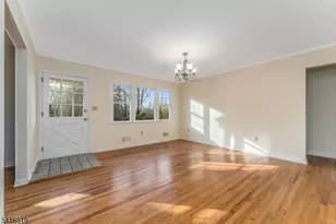 14 Fawn Dr, Clinton Township, NJ 08833 - Photo 2