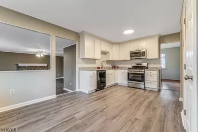 14 Fawn Dr, Clinton Township, NJ 08833 - Photo 14