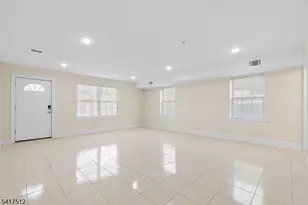 337 13th Ave, Newark, NJ 07103 - Photo 18