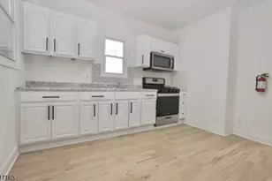 43 Bragaw Ave, Newark, NJ 07112 - Photo 8